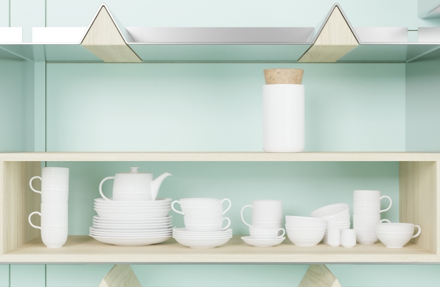 キッチンリフォームするなら収納は開き扉？スライド？【メリット・デメリット】