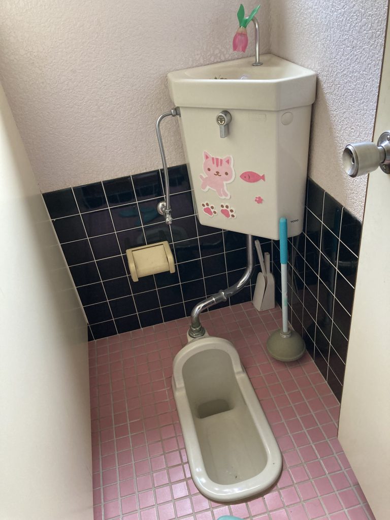 トイレ一新リフォームと下水道工事【10172】