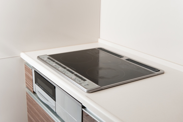 シニア世代や一人暮らしにはIHクッキングヒーターが安全？【おすすめIHも紹介！】